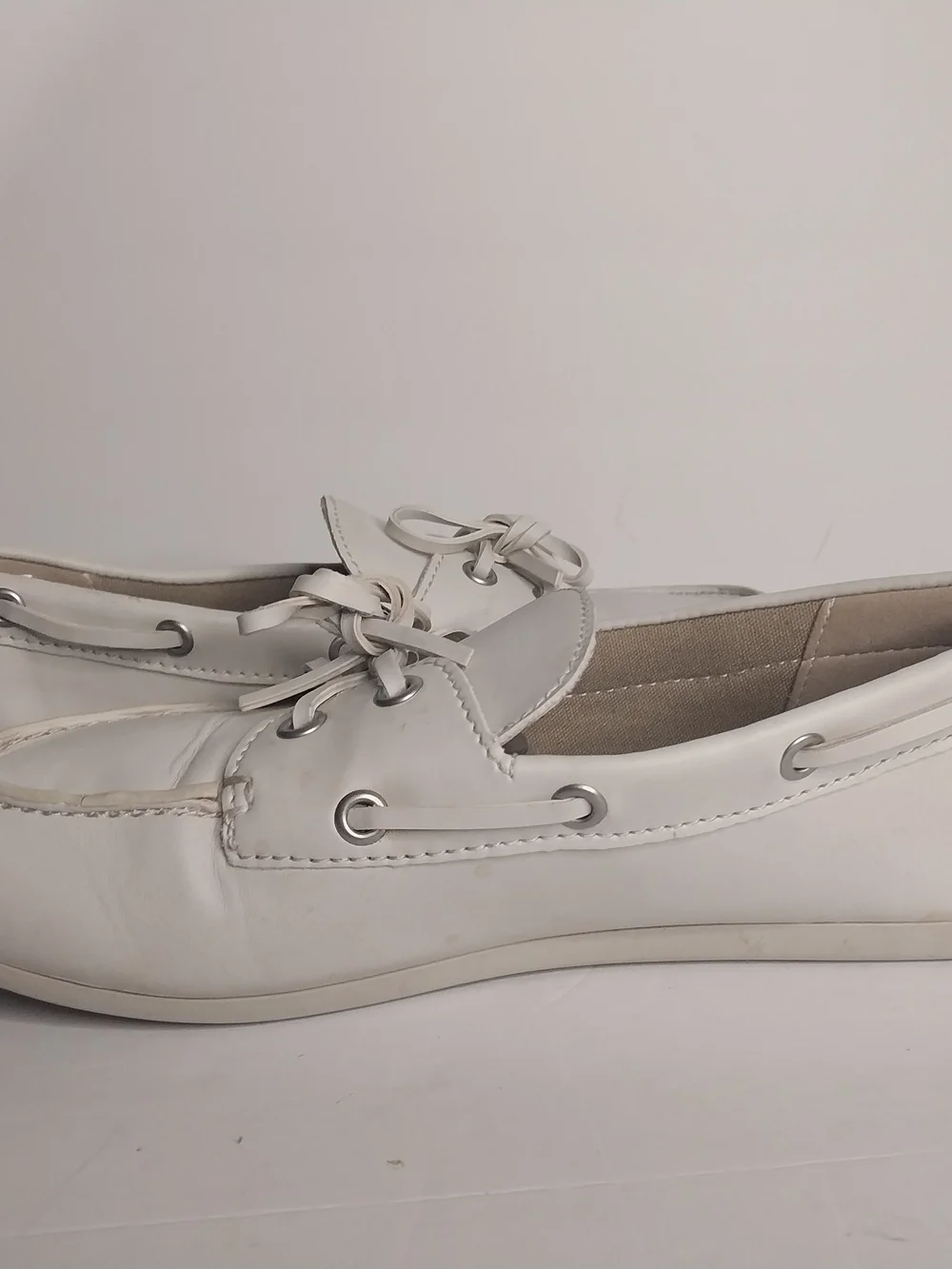 Tommy Bahama White Leather Espadrille Boat Shoes